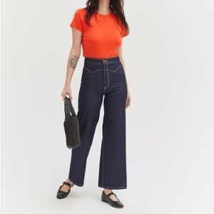 Lykke Wulff Jesse Jean in Black